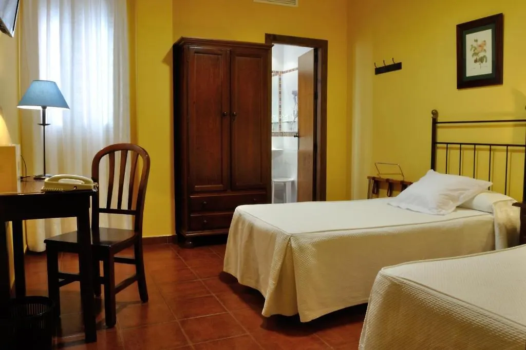 Hostal La Andaluza San Fernando 2*,